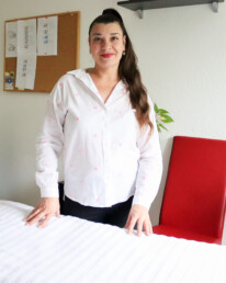 Portrait von Liliana mit Massageliege - mobile Massage in 8500 Frauenfeld