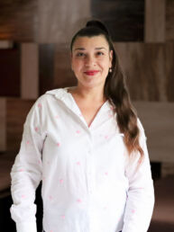 Portrait von Liliana mit Massageliege - mobile Massage in 8500 Frauenfeld